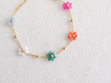 Load image into Gallery viewer, Floral Bracelet